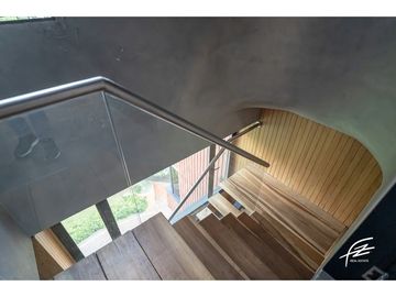 PENTHOUSE DUPLEX EN VENTA EN SAN LUCAS, MEDELLN