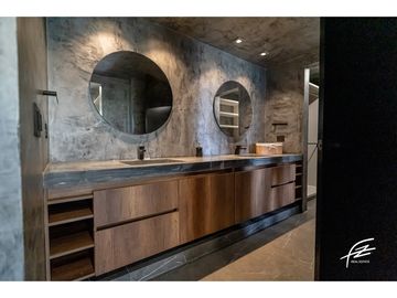 PENTHOUSE DUPLEX EN VENTA EN SAN LUCAS, MEDELLN