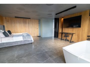 PENTHOUSE DUPLEX EN VENTA EN SAN LUCAS, MEDELLN
