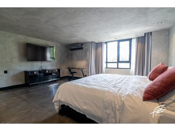 PENTHOUSE DUPLEX EN VENTA EN SAN LUCAS, MEDELLN