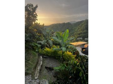 SE VENDE ESPECTACULAR CASA CAMPESTRE TIPO CABAÑA