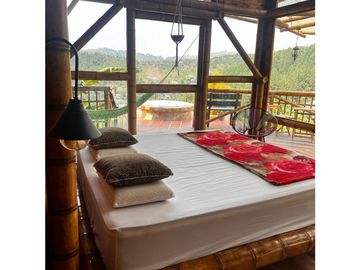 SE VENDE ESPECTACULAR CASA CAMPESTRE TIPO CABAÑA