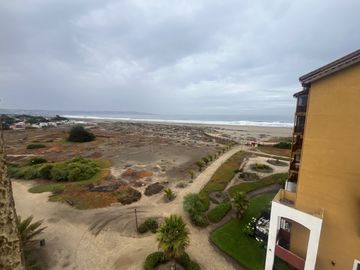 Depto. En Venta 3 Dormitorios Condominio Ilimay El Tabo