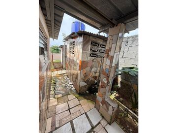 Vendo casa en las Acasias