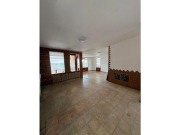 Vendo casa en las Acasias