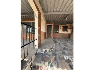 Vendo casa en las Acasias