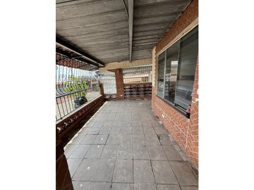 Vendo casa en las Acasias