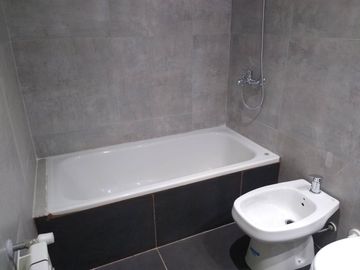 Hermoso 3 Amb a metros de Lanusita