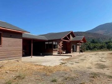 SE VENDE PARCELA CON CASA, POCOCHAY LA CRUZ