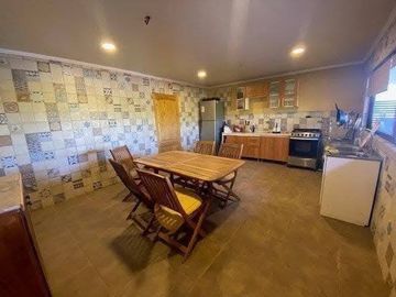SE VENDE PARCELA CON CASA, POCOCHAY LA CRUZ