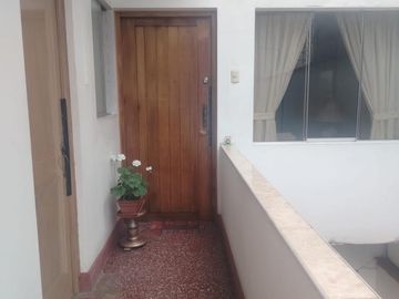 DepartamentVenta de Propiedad con Doble Renta Potencial – Dos Unidades Independientes