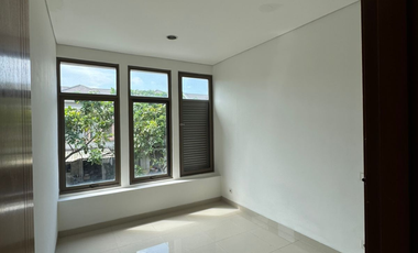 Rumah Murah Besar Luxmore BSD Tangerang Dekat AEON Mall dekat IPEKA