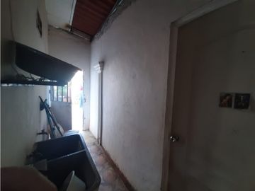 VENTA DE HERMOSA CASA GRANDE EN CHITRE