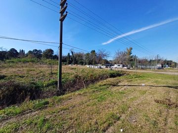 VENTA TRES  TERRENOS SOBRE RUTA 8  DEL VISO PILAR