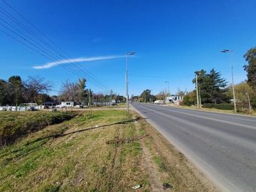 VENTA TRES  TERRENOS SOBRE RUTA 8  DEL VISO PILAR