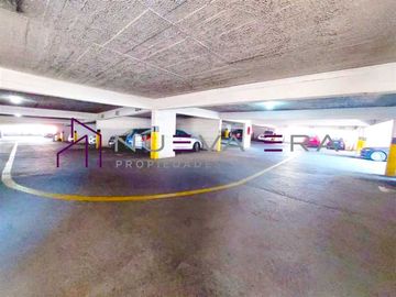 Estacionamiento en venta en SANTIAGO