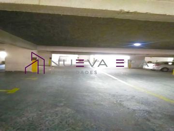 Estacionamiento en venta en SANTIAGO