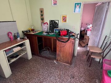 VENTA CASA MULTIFAMILIAR EN CASEROS APTO CREDITO