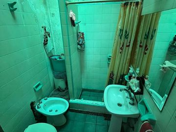 VENTA CASA MULTIFAMILIAR EN CASEROS APTO CREDITO