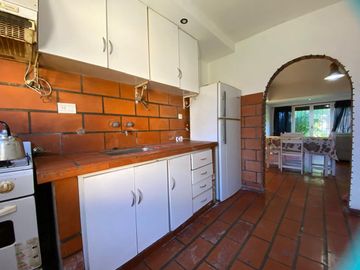 2 Casas mismo lote, Patio y Parrilla en Zona Camet