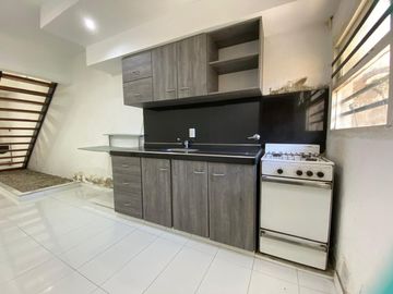 2 Casas mismo lote, Patio y Parrilla en Zona Camet
