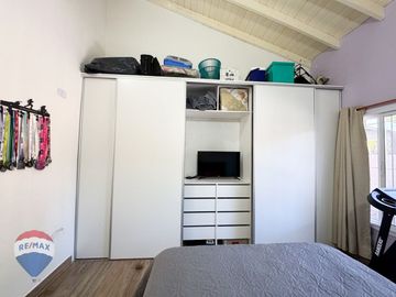 VENTA CASA 3 AMB + DEPTO 2 AMB GARIN, APTO CREDITO