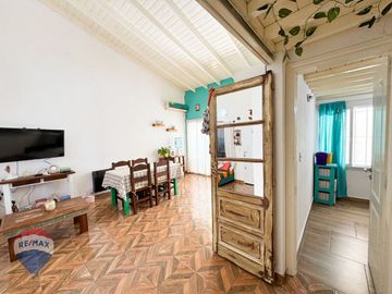 VENTA CASA 3 AMB + DEPTO 2 AMB GARIN, APTO CREDITO