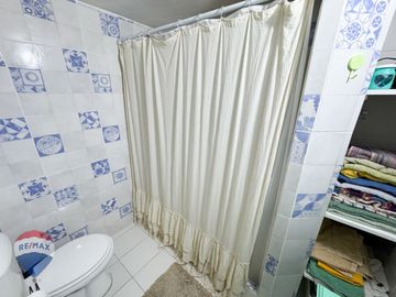 VENTA CASA 3 AMB + DEPTO 2 AMB GARIN, APTO CREDITO