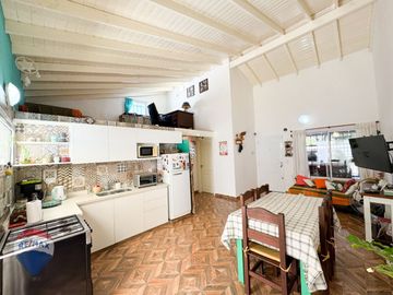 VENTA CASA 3 AMB + DEPTO 2 AMB GARIN, APTO CREDITO