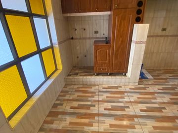 CASA EN HACIENDA EL PEÑON 5D 4B  CON PISCINA