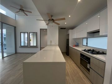 Apartamento en venta-Serena del Mar-Cavana
