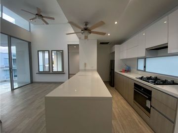 Apartamento en venta-Serena del Mar-Cavana