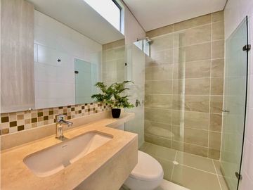 Apartamento en venta-Serena del Mar- Cavana