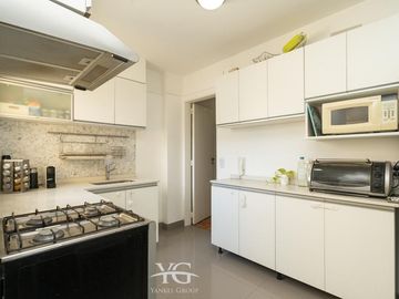 Departamento 3 ambientes en venta en Caballito