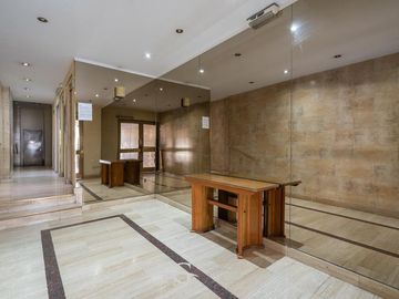 Departamento 3 ambientes en venta en Caballito