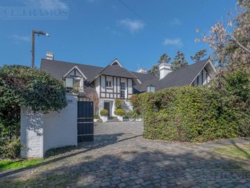 Casa en  venta La Horqueta San Isidro