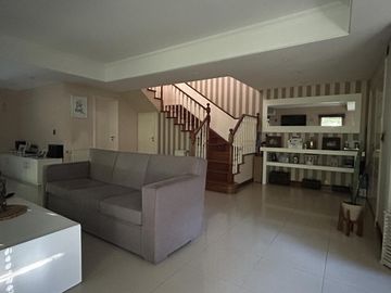 Casa en  Barrancas de Guido.  Quilmes
