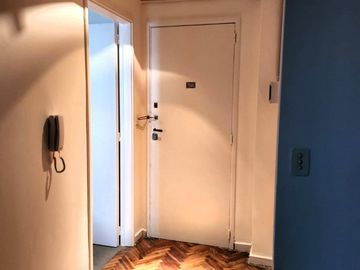 Departamento 2 ambientes  - Excelente ubicación. Acassuso.