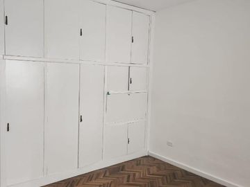 Departamento 2 ambientes  - Excelente ubicación. Acassuso.