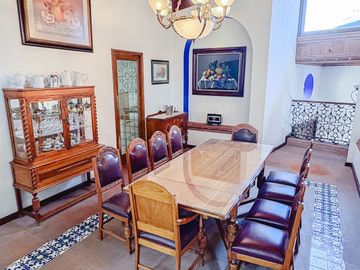 Residencia estilo hacienda con más de 1,900 m² en Vallescondido – Zona Esmeralda