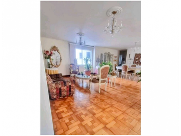 SE VENDE APARTAMENTO EN LAURELES