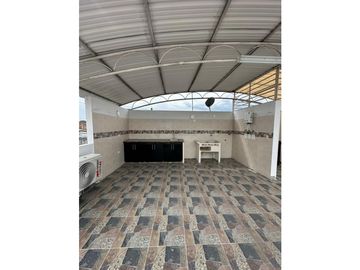 Venta de casa externa en La Julia