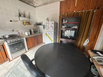 VENTA CASA 4 AMB LOCAL GARAG JARD ITUZAINGO APTO C