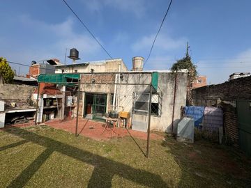 VENTA CASA 4 AMB LOCAL GARAG JARD ITUZAINGO APTO C
