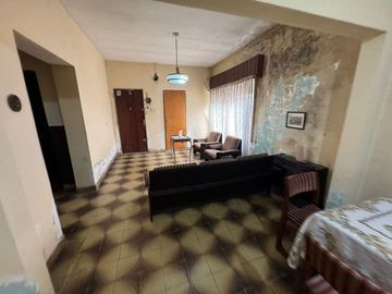 VENTA CASA 4 AMB LOCAL GARAG JARD ITUZAINGO APTO C