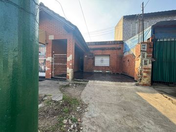 VENTA CASA 4 AMB LOCAL GARAG JARD ITUZAINGO APTO C