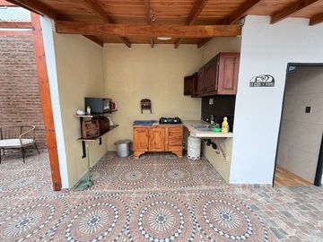 Casa Quinta Moreno - La Reja 930m2 tot