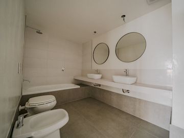 DEPARTAMENTO VENTA VICENTE LOPEZ 2 AMB -PERMUTA
