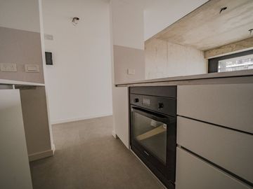 DEPARTAMENTO VENTA VICENTE LOPEZ 2 AMB -PERMUTA