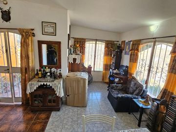 VENTA CASA 2 DOM MAS DEPTO VLLA STA CRUZ DEL LAGO